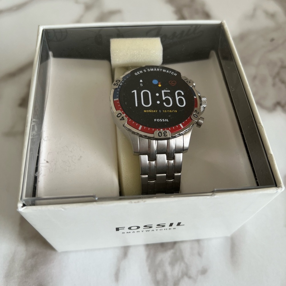 FOSSIL GARRETT HR FTW4040 Silver HR Gen 5 46mm Smartwatch